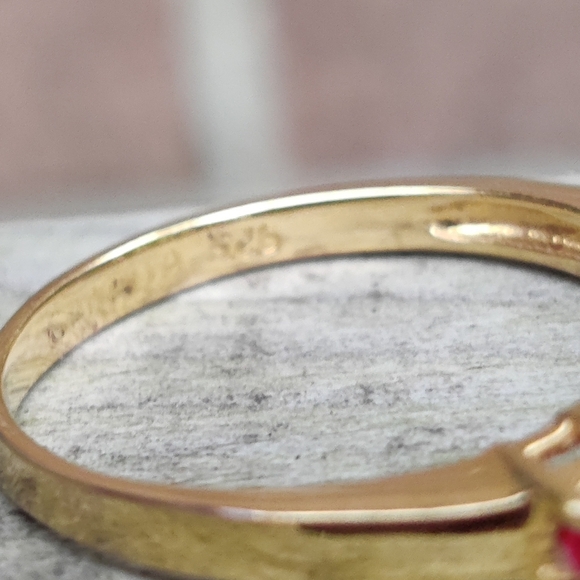 Vintage Vermeil Sterling Ruby Ring - Picture 7 of 9